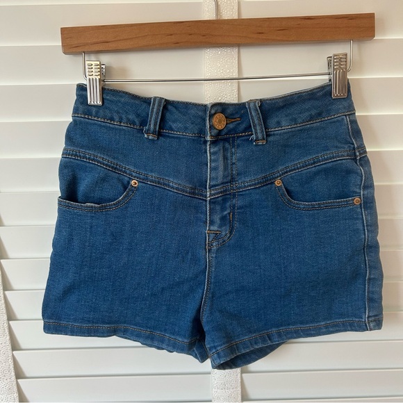 BDG Jean Shorts Medium Wash Blue Super High Rise Size 25 - Picture 1 of 7